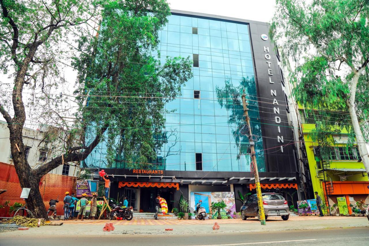 Hotel Nandini Baharampur Eksteriør bilde